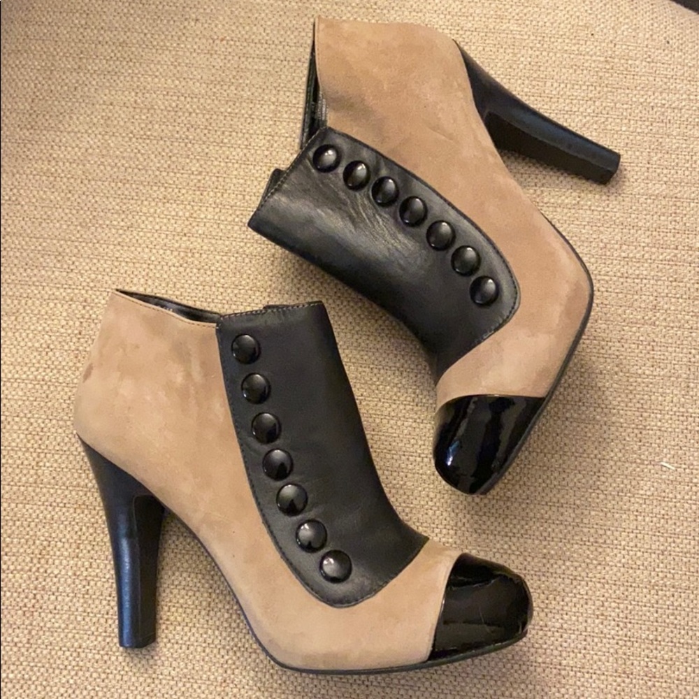 Gianni Bini Booties
